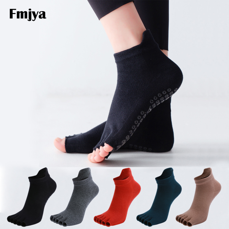 Pilates Yoga Ballet - Yoga Socks Half Toe Anti-Slip Silicone